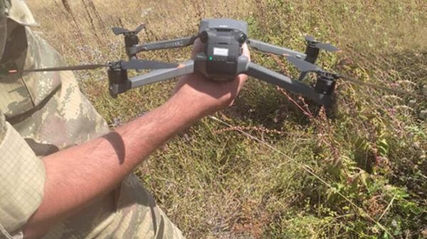 Азербайджанская армия перехватила армянский квадрокоптер - Sputnik Азербайджан