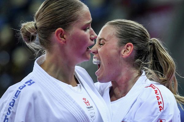 Каратистки во время поединка на турнире Премьер-лига Karate1 в Баку. - Sputnik Азербайджан