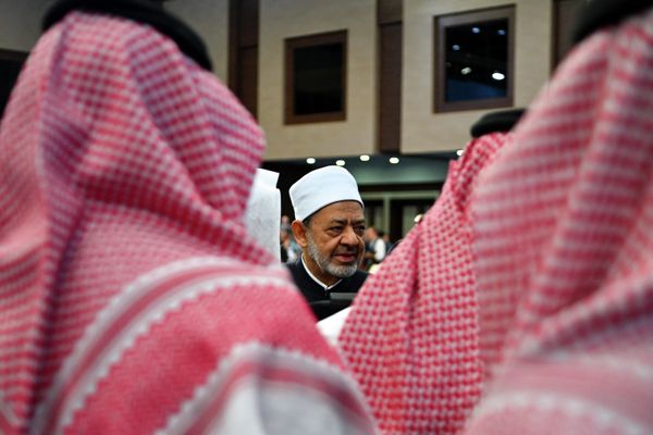 Египетский исламовед и действующий Великий имам мечети Аль-Азхар шейх Ахмед Аль-Тайеб на VII съезде лидеров мировых и традиционных религий во Дворце Независимости в Нур-Султане. - Sputnik Азербайджан