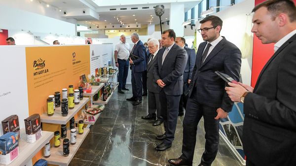 Церемония открытия Шоу-рума Рязанской области в Азербайджанской Республике,  - Sputnik Азербайджан