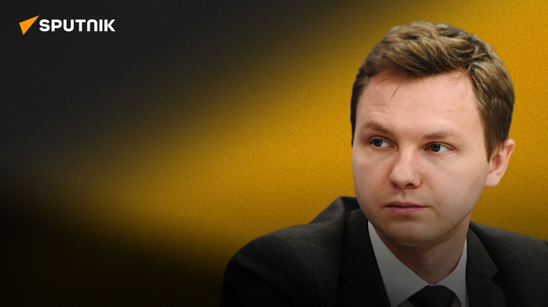 Юшков: почему американцы не станут спасать Европу от энергетического кризиса? - Sputnik Азербайджан