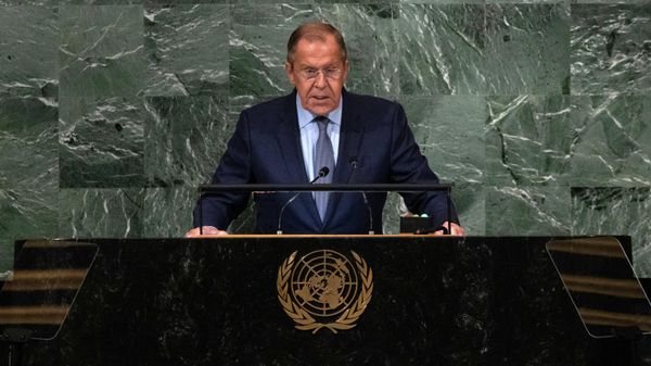 Глава МИД Российской Федерации Сергей Лавров на заседании 77-й сессии Генеральной ассамблеи ООН - Sputnik Азербайджан