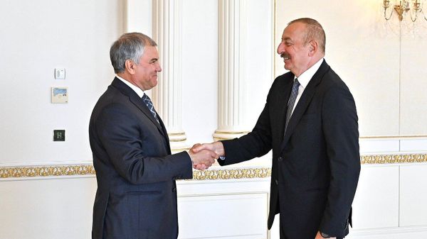 Prezident İlham Əliyev Rusiya Federasiyası Dövlət Dumasının Sədrinin başçılıq etdiyi nümayəndə heyətini qəbul edib - Sputnik Азербайджан