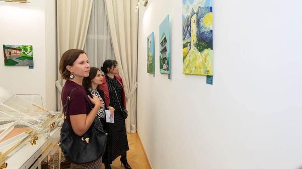 В Вене – в Азербайджанском культурном центре открылась выставка «Мое сердце в Карабахе», посвященная Дню памяти - Sputnik Азербайджан