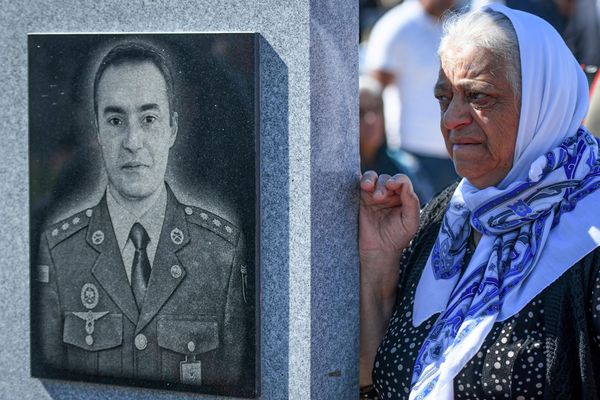 День памяти шехидов на II Аллее почётного захоронения в Баку. - Sputnik Азербайджан