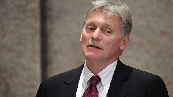 Заместитель руководителя администрации президента, пресс-секретарь президента РФ Дмитрий Песков - Sputnik Азербайджан
