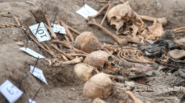 В селе Эдилли Ходжавендского района Азербайджана обнаружено массовое захоронение - Sputnik Азербайджан