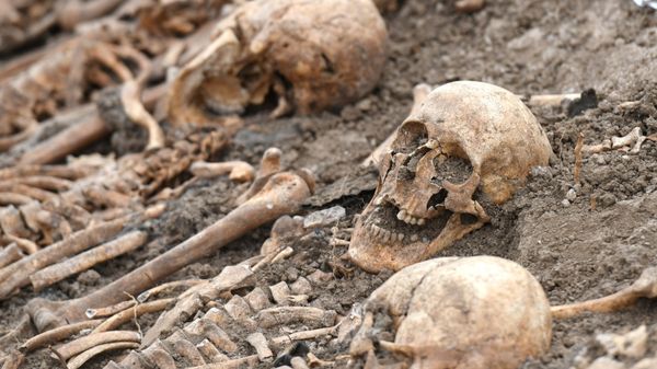 В селе Эдилли Ходжавендского района Азербайджана обнаружено массовое захоронение - Sputnik Азербайджан