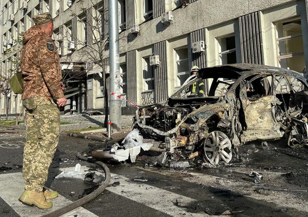 Последствия взрыва в Киеве утром 10 октября. - Sputnik Азербайджан