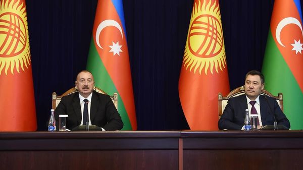 Президенты двух стран Садыр Жапаров и Ильхам Алиев - Sputnik Азербайджан