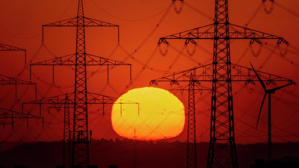 Высоковольтная ЛЭП  - Sputnik Азербайджан