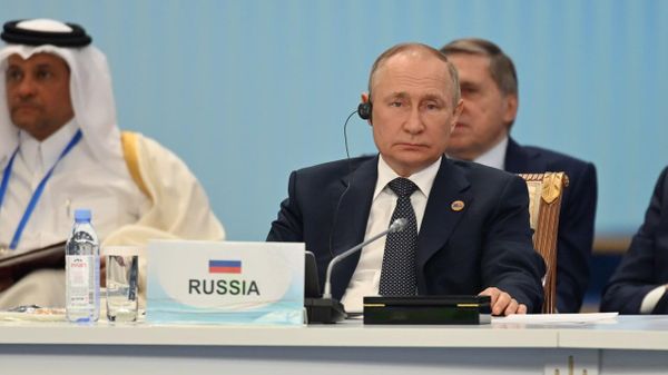 Президент РФ Владимир Путин - Sputnik Азербайджан