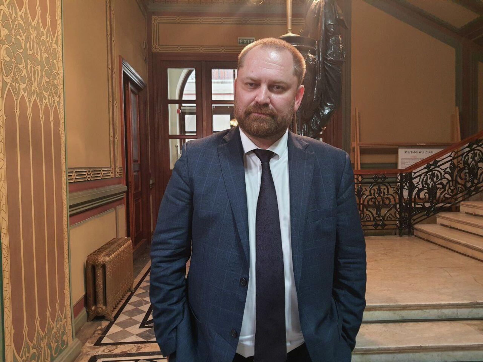 Заместитель директора по научной работе Ханты- Мансийского музея геологии, нефти и газа Иван Яшков   - Sputnik Азербайджан, 1920, 21.10.2022