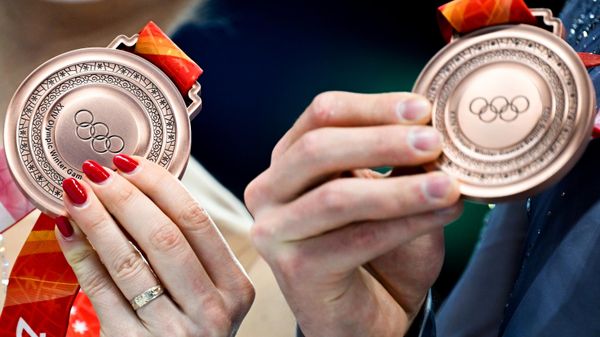 Олимпиада-2022. Церемония награждения. Четырнадцатый день - Sputnik Азербайджан