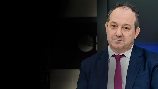 Евсеев: Киев готов устраивать цунами и ядерные катастрофы, не считаясь с жертвами - Sputnik Азербайджан
