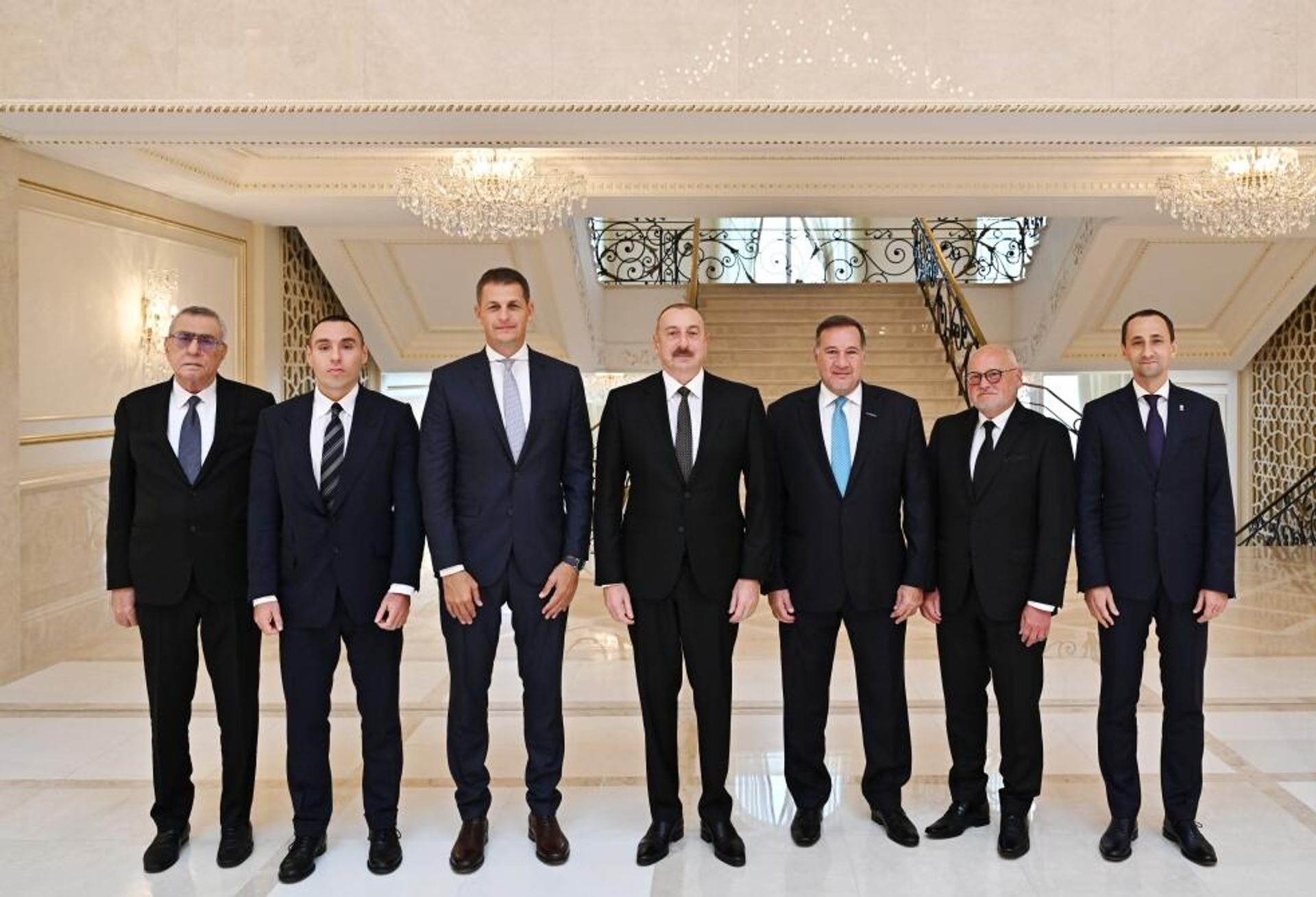 Prezident İlham Əliyev Avropa Olimpiya Komitələrinin prezidentini qəbul edib - Sputnik Азербайджан, 1920, 10.11.2022
