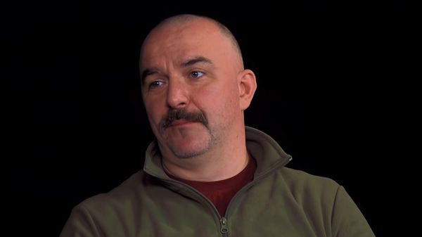 Историк Клим Жуков раскрыл, как украинские националисты веками вредили России - Sputnik Азербайджан