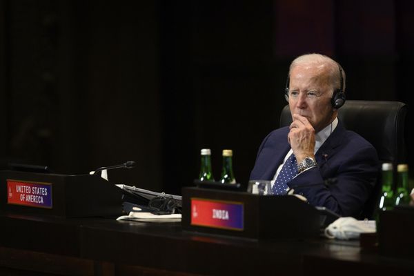 Президент США Джо Байден на рабочем совещании по продовольственной и энергетической безопасности на саммите G20 в Бали, Индонезия. - Sputnik Азербайджан
