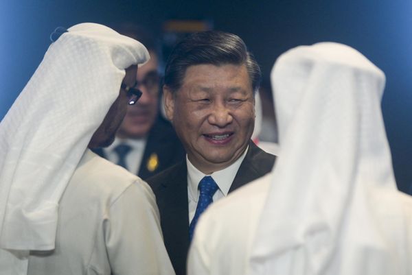 Председатель Китая Си Цзиньпин на полях саммита G20. - Sputnik Азербайджан