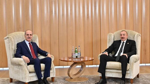 Президент Ильхам Алиев принял первого заместителя председателя Партии справедливости и развития Турции - Sputnik Азербайджан