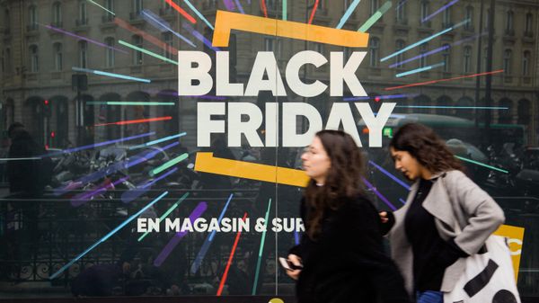 Надпись Black friday - Sputnik Азербайджан