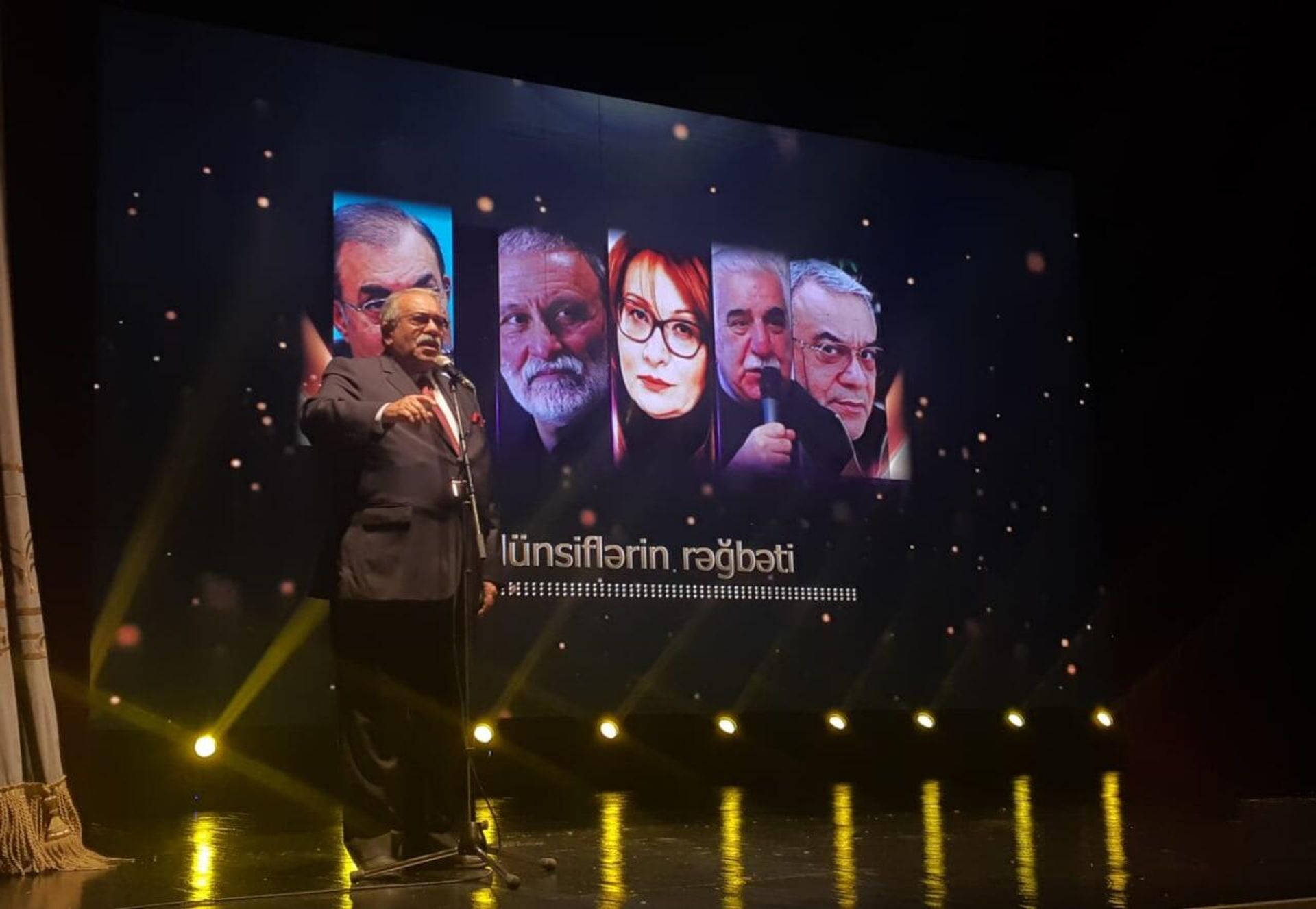 Церемония награждения победителей II Фестиваля короткометражных спектаклей 4.4 - Sputnik Азербайджан, 1920, 01.12.2022