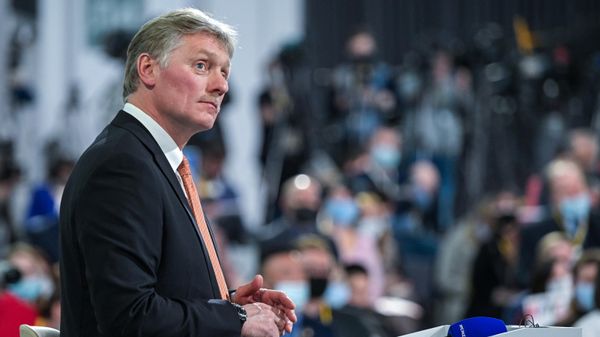 Заместитель руководителя администрации президента, пресс-секретарь президента РФ Дмитрий Песков  - Sputnik Азербайджан