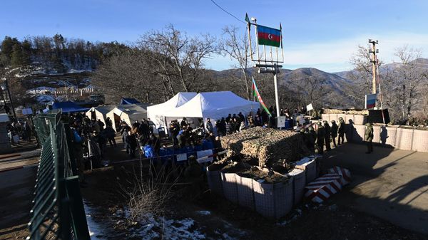 Şuşa-Xankəndi yolunda keçirilən aksiya - Sputnik Азербайджан