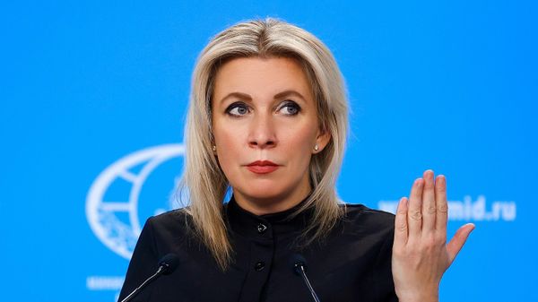 Захарова: в Армении есть иностранные советники - Sputnik Азербайджан