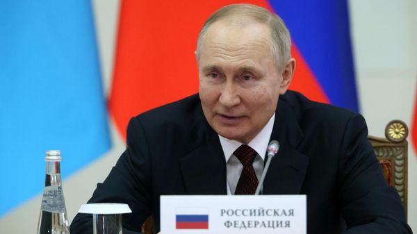 Президент РФ Владимир Путин - Sputnik Азербайджан