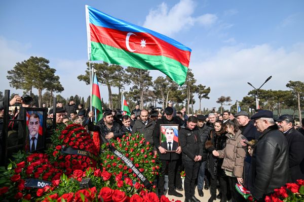 Церемония прощания с Орханом Аскеровым, погибшим в результате вооруженного нападения на посольство Азербайджана в Тегеране. - Sputnik Азербайджан