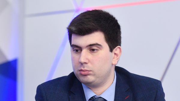 Политолог Ибрагимов о последствиях ударов по иранским военным объектам - Sputnik Азербайджан