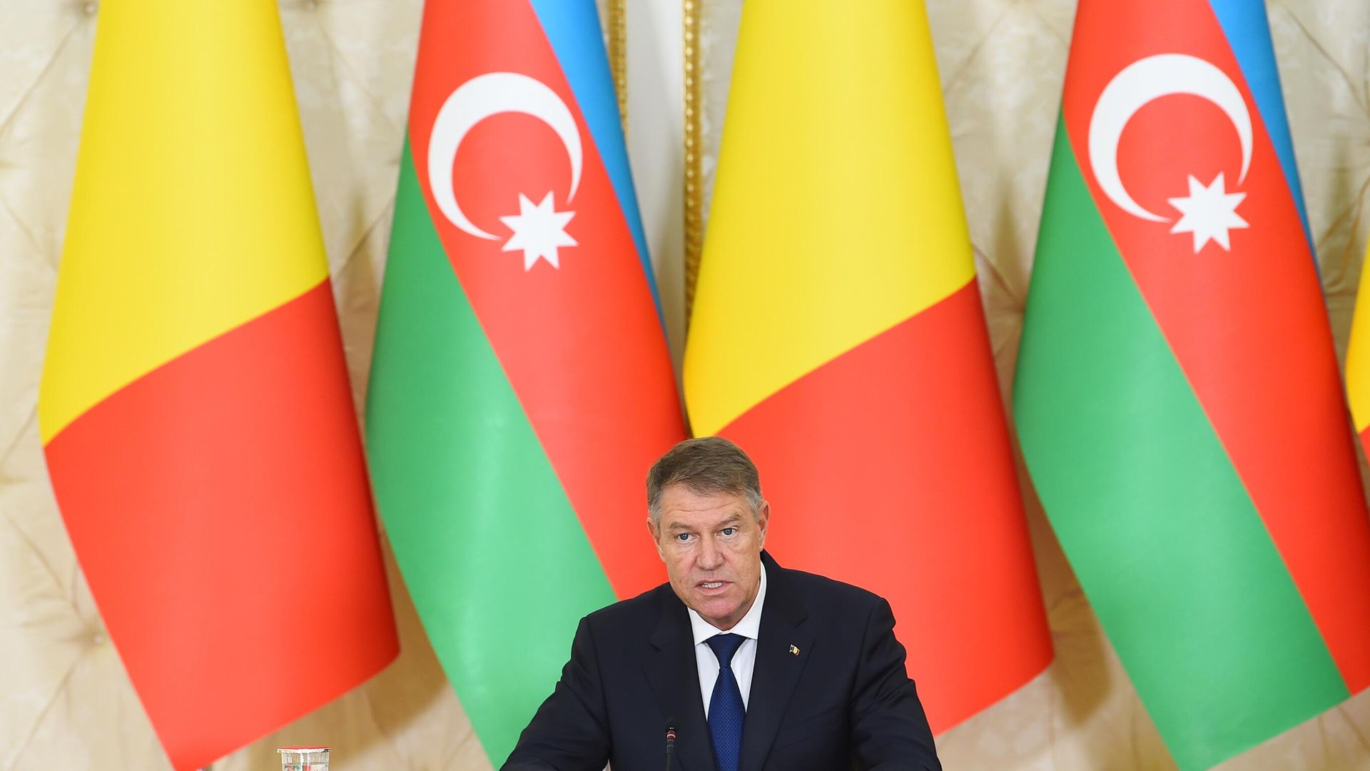 Azərbaycan və Rumıniya prezidentləri mətbuata bəyanatlarla çıxış ediblər - Sputnik Азербайджан, 1920, 03.02.2023
