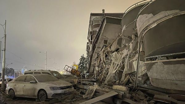 Последствия землетрясения в Турции - Sputnik Азербайджан