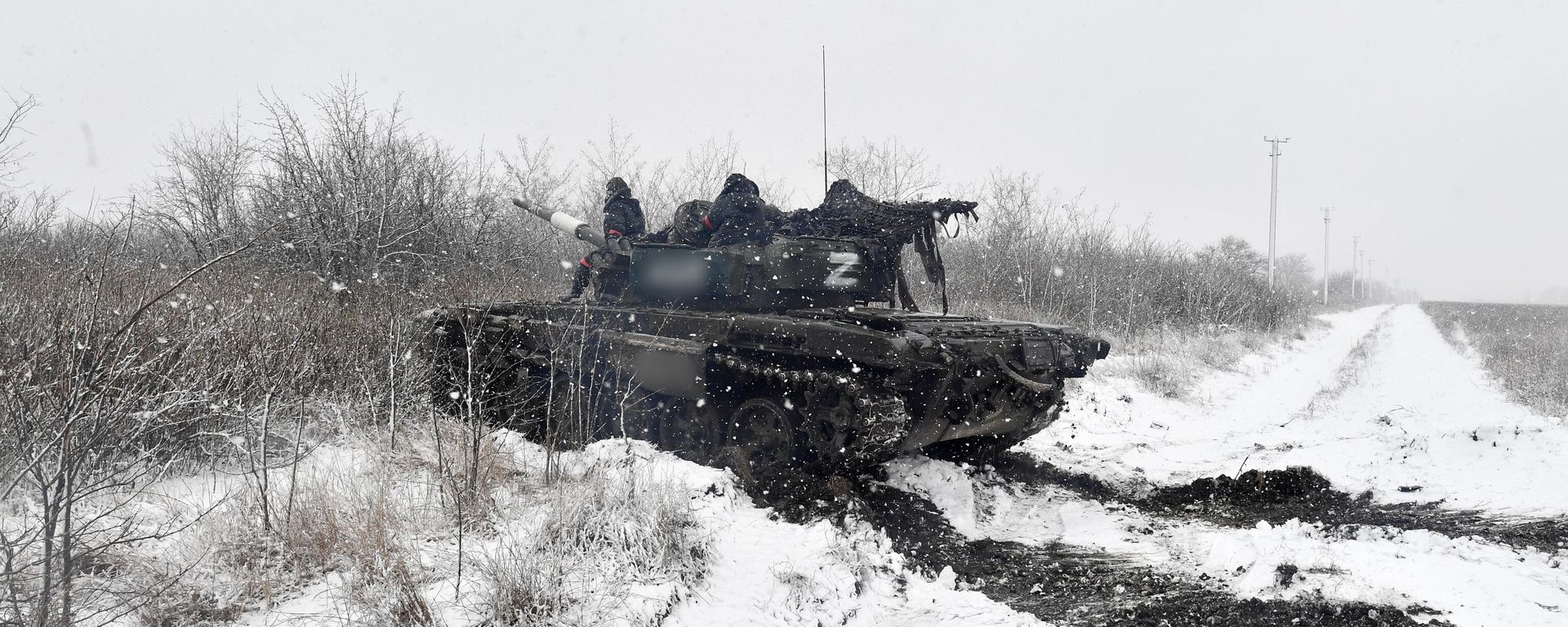 Военная техника в южном секторе специальной военной операции - Sputnik Азербайджан, 1920, 25.02.2025