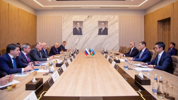Азербайджан и Россия обсудили пути решения проблем на КПП на совместной границе - Sputnik Азербайджан