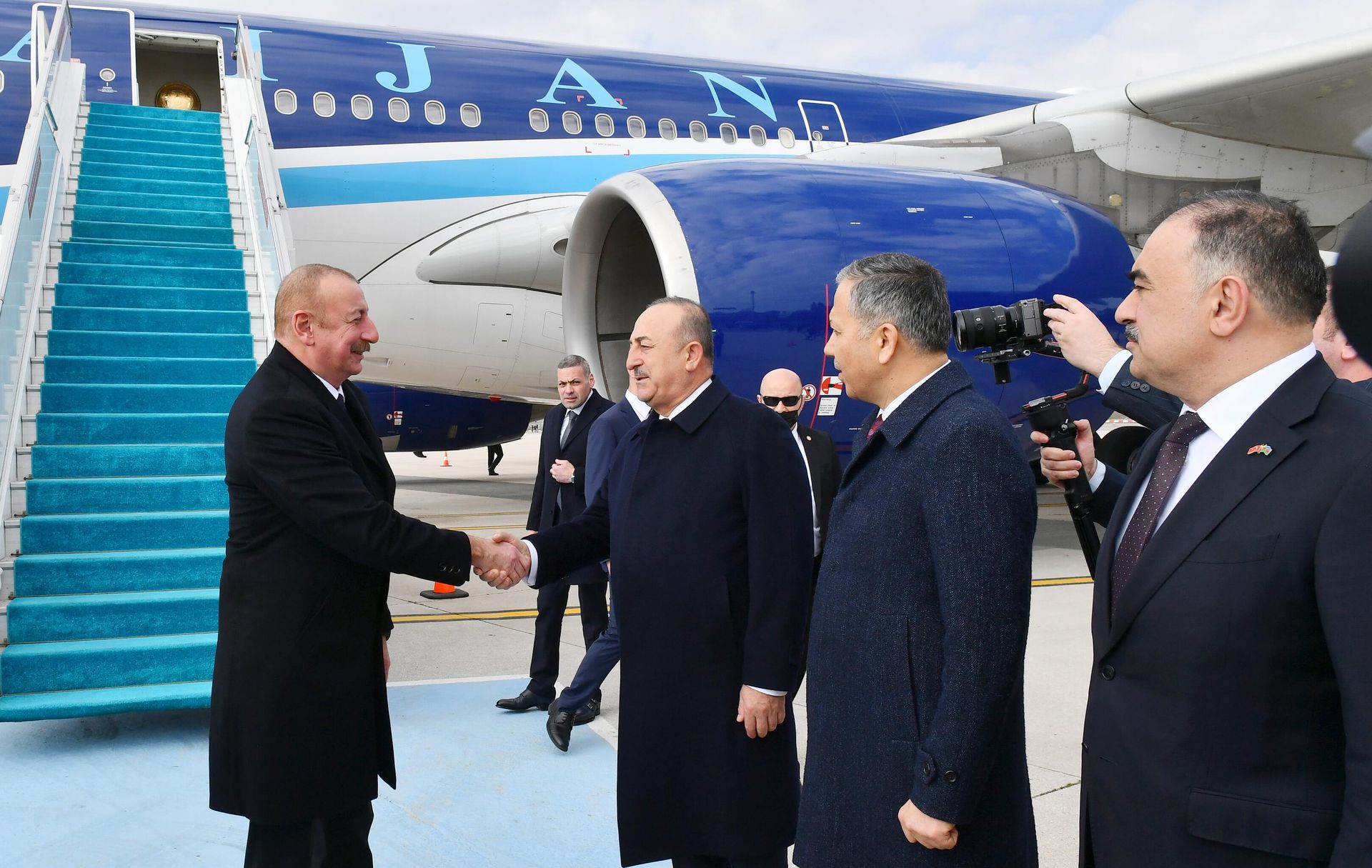 Prezident İlham Əliyev Türkiyəyə işgüzar səfərə gəlib
 - Sputnik Азербайджан, 1920, 25.02.2023