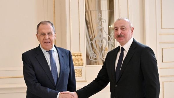 Azərbaycan Prezidenti İlham Əliyevin Rusiyanın xarici işlər naziri Sergey Lavrov ilə görüşü başlayıb - Sputnik Азербайджан