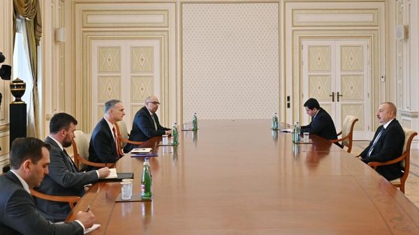 Президент АР и советник Госдепа обсудили нормализацию отношений между Баку и Ереваном - Sputnik Азербайджан