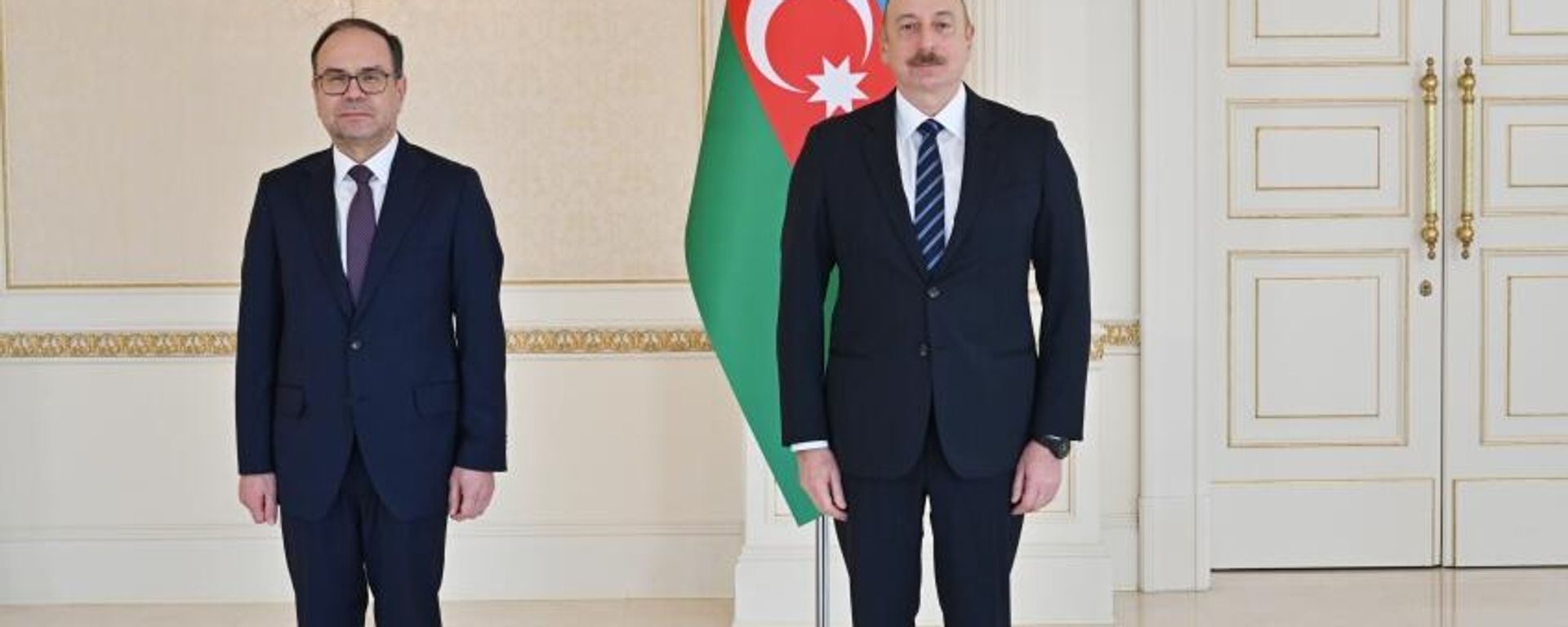 Президент Азербайджана принял верительные грамоты нового посла Болгарии - Sputnik Азербайджан, 1920, 07.03.2023