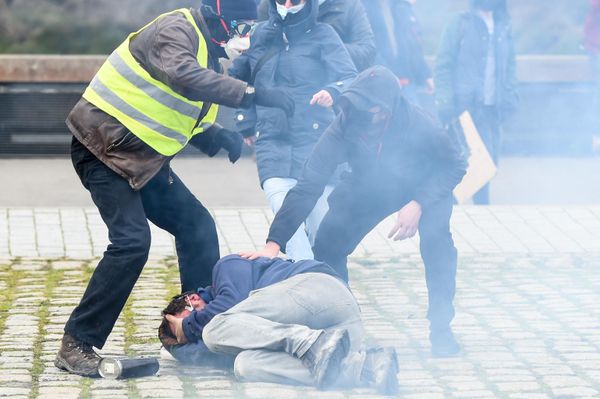 Протесты против пенсионной реформы во Франции. - Sputnik Азербайджан