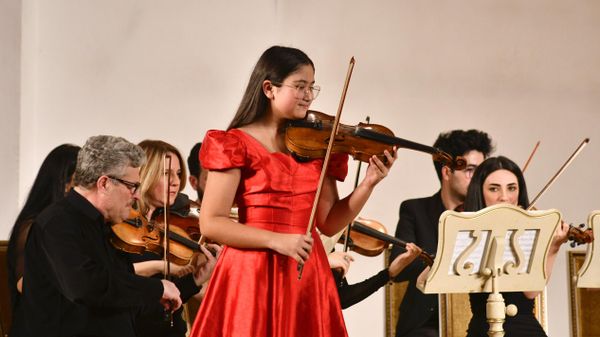 Концерт, посвященный 100-летию Общенационального лидера Гейдара Алиева, на сцене Азербайджанской государственной академической филармонии имени Муслима Магомаева состоялся 
 - Sputnik Азербайджан