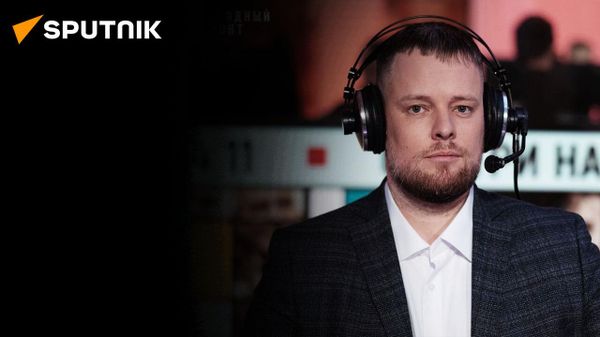 Иван Кондаков об убийстве Владлена Татарского, потенциальных террористах и сути киевского режима - Sputnik Азербайджан