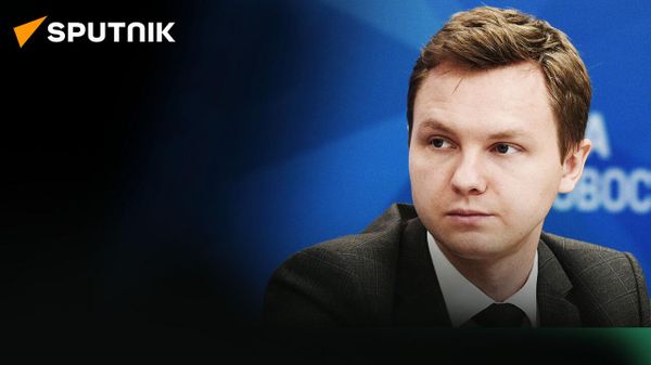 Юшков о причинах сокращения добычи нефти странами ОПЕК+, ценах на газ и водородной энергетике - Sputnik Азербайджан
