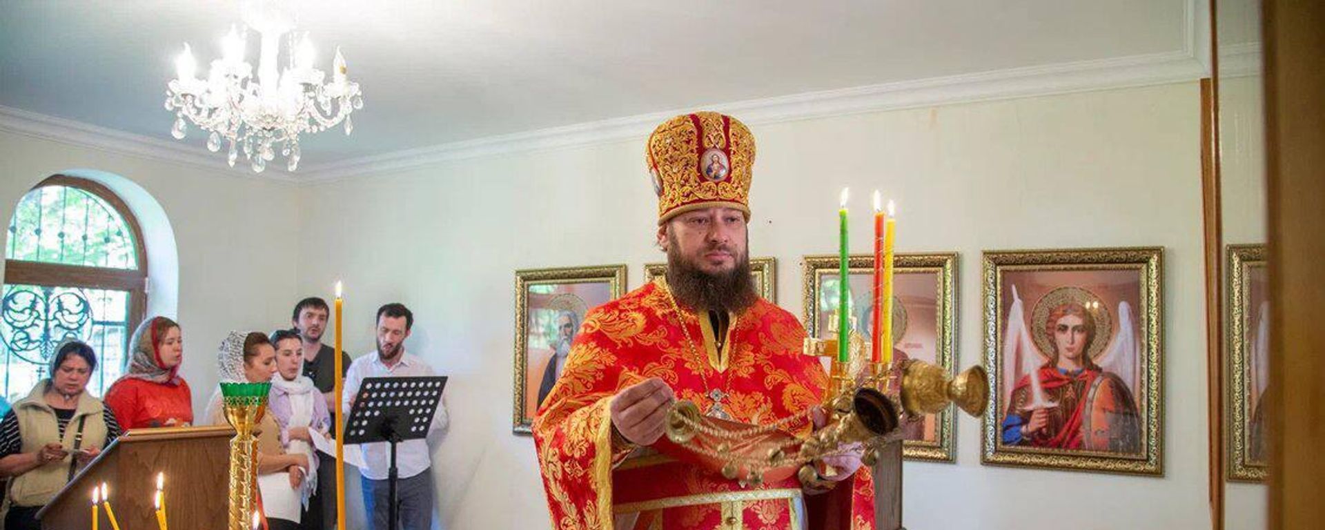 Бакинская и Азербайджанская епархия совместно с Русским домом высадили в Лянкяране Сад памяти. - Sputnik Азербайджан, 1920, 08.03.2024