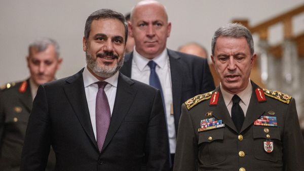 Hulusi Akar və Hakan Fidan, arxiv şəkli - Sputnik Азербайджан