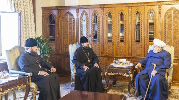 СОСТОЯЛАСЬ ВСТРЕЧА АРХИЕПИСКОПА ФЕОФИЛАКТА С ШЕЙХ-УЛЬ-ИСЛАМОМ АЛЛАХШУКЮРОМ ПАШАЗАДЕ - Sputnik Азербайджан