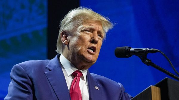 Экс-президент США Дональд Трамп - Sputnik Азербайджан