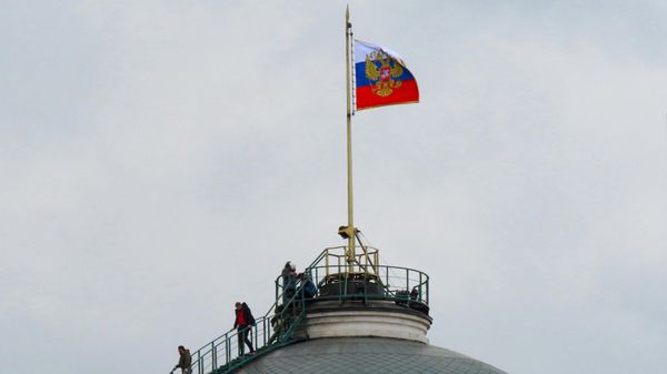 Вид на купол Сенатского дворца Московского Кремля - Sputnik Азербайджан