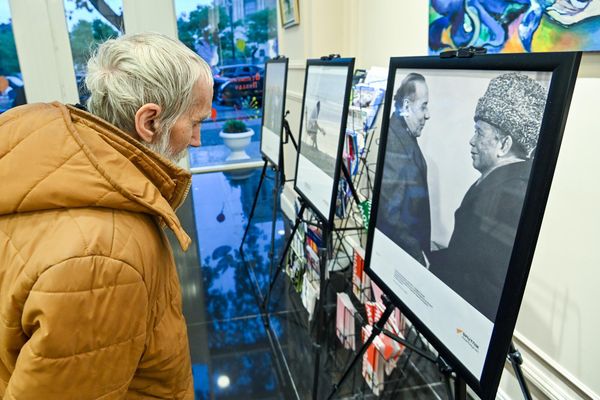 Фотовыставка Sputnik Азербайджан "Гейдар Алиев: с открытым сердцем к стране и миру". - Sputnik Азербайджан